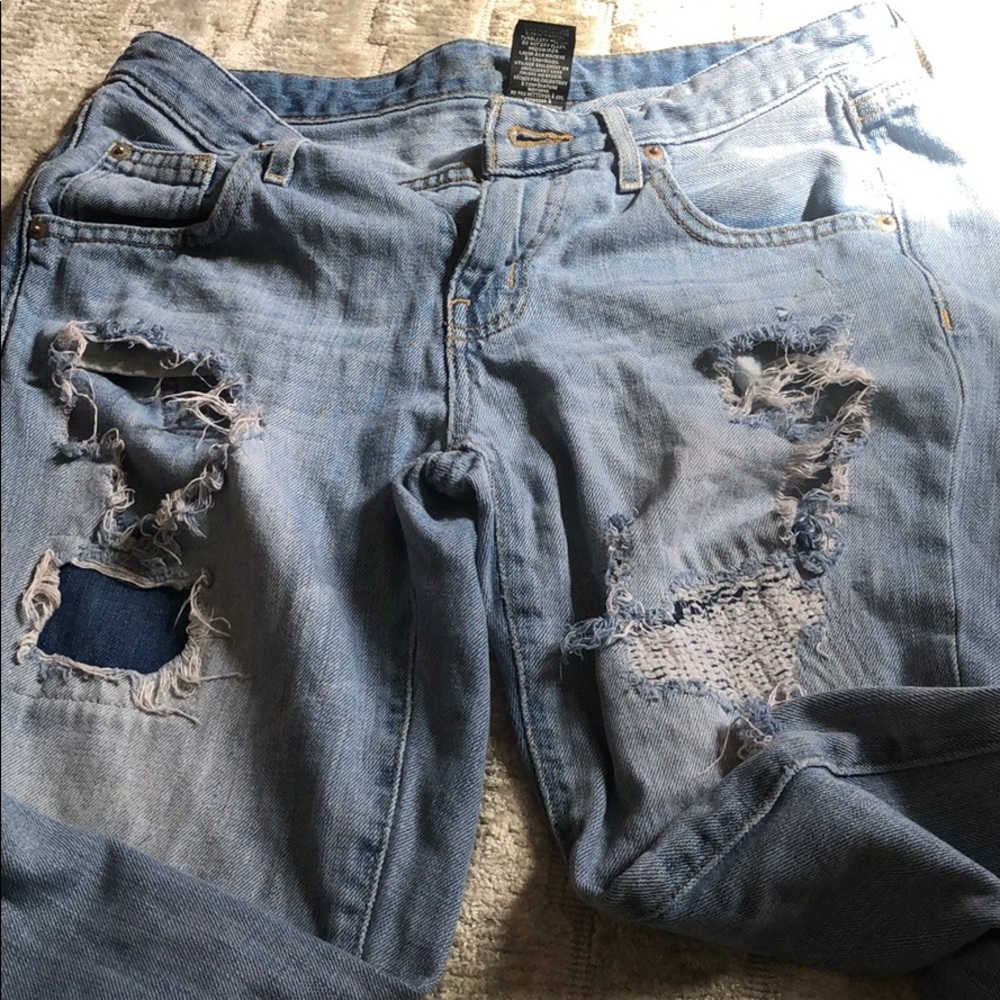 Low Rise Boyfriend Jeans